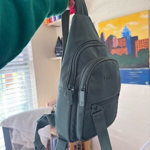 PINK Victoria's Secret Green Sling Bag for Travel or Gym Women